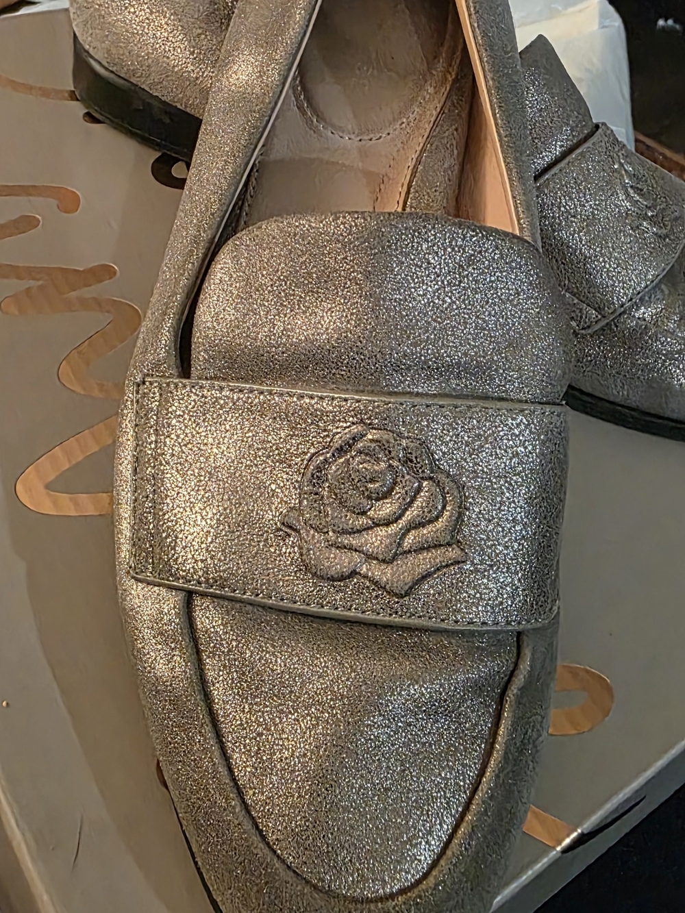 Taryn Rose Metallic Silver Rose-Embroidered Loafers